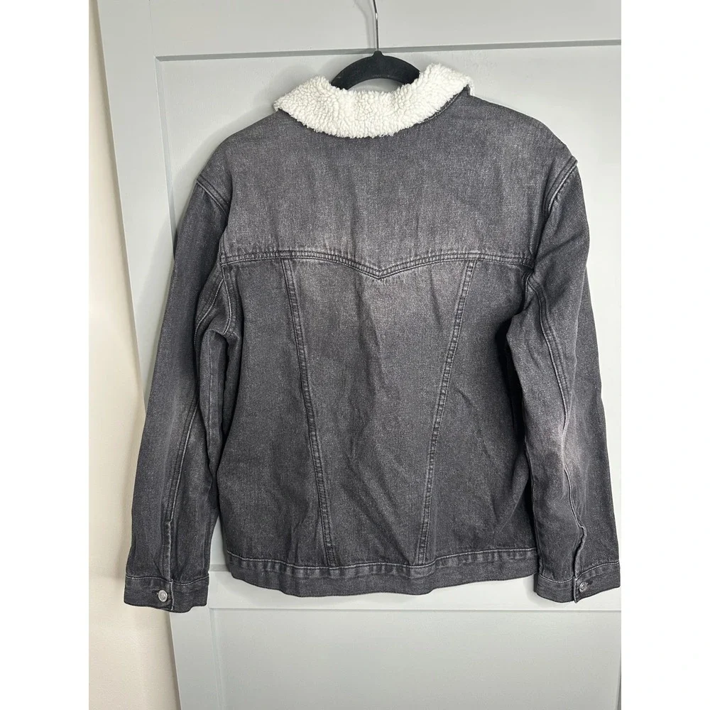 Levi's Silver Tab Men's‎ Black Denim Trucker Jacket with White Faux Shearling